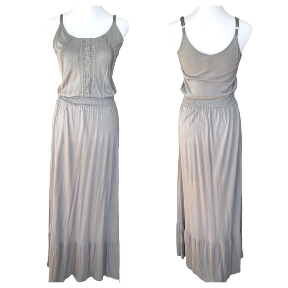 Old Navy Dresses & Skirts - Old Navy Gray Lace Detail Spaghetti Strap Tank Maxi Dress Ruffle Bottom Sz Small